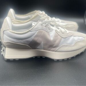New Balance 327 Gray White Lifestyle Sneakers Men’s Size 11.5